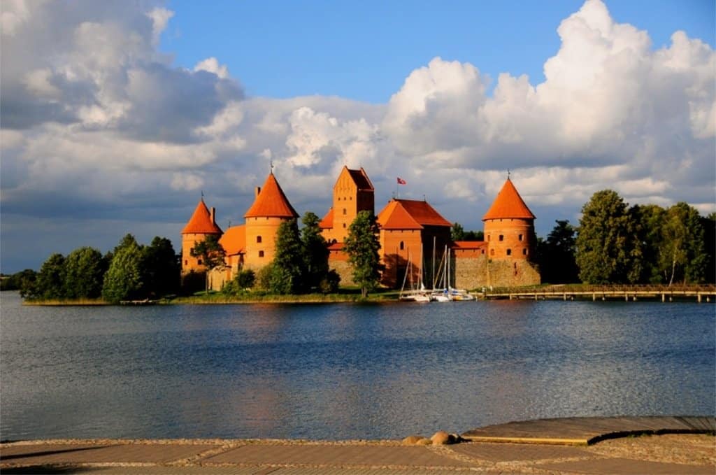 Trakai tour - castle view
